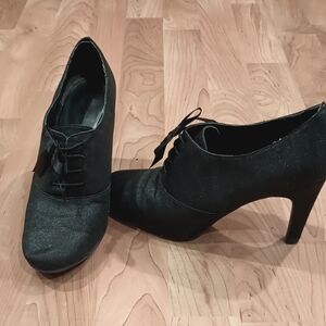 Ann Marino Black High-Heeled Oxford Booties